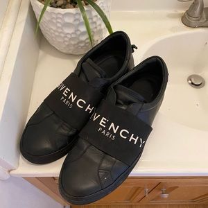 Givenchy sneaker shoe